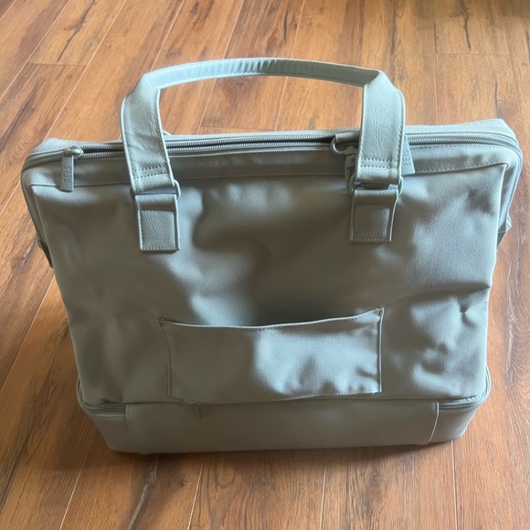 Beis Weekender Nordstrom Anniversary Exclusive in Slate - Picture 5 of 6